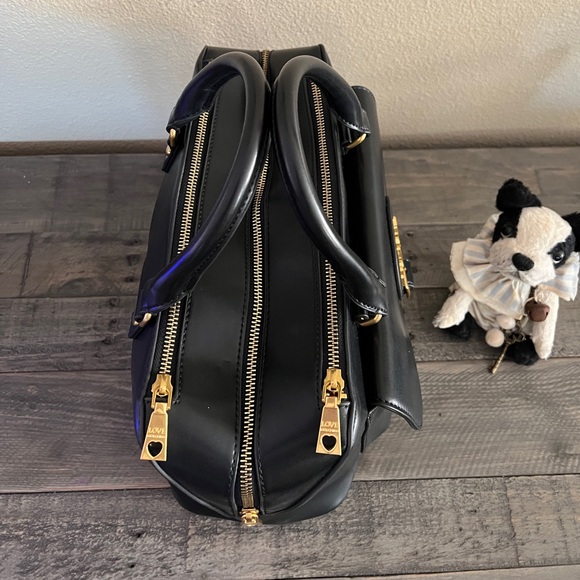 Love ❤️ Moschino Purse - Picture 5 of 16